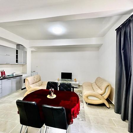 Kristian Apartments Berat Kültér fotó
