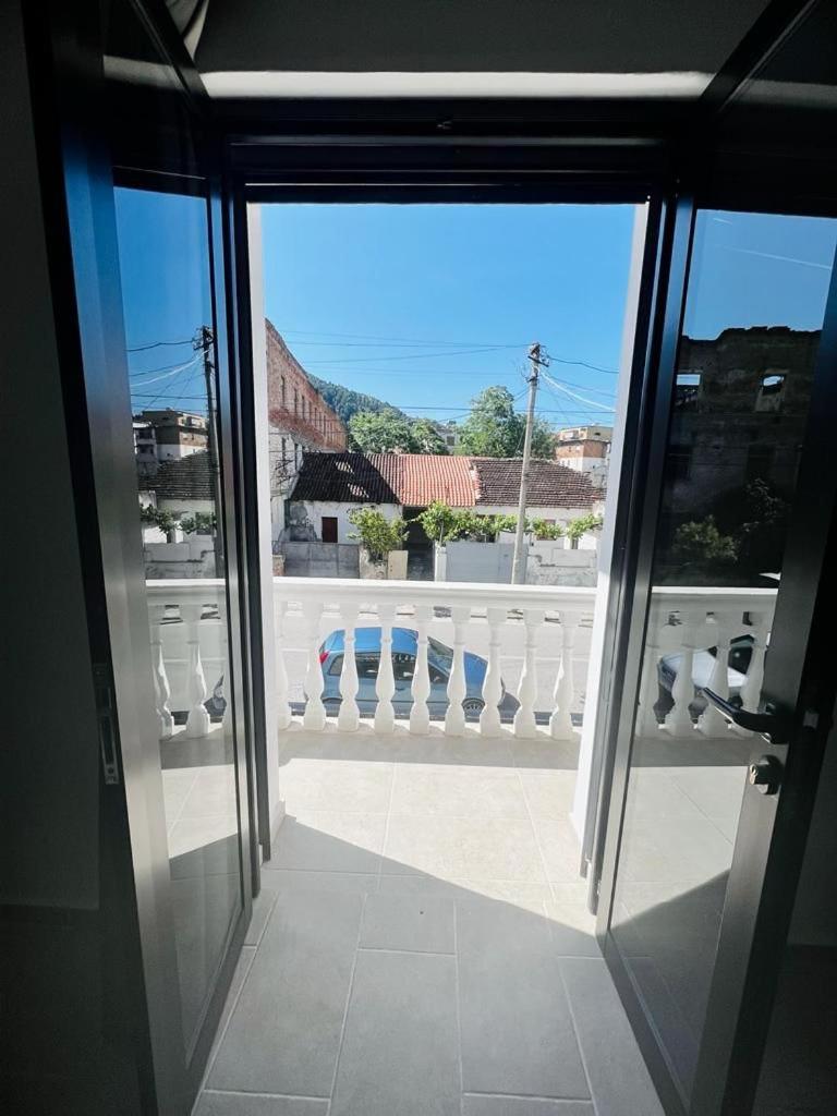 Kristian Apartments Berat Kültér fotó
